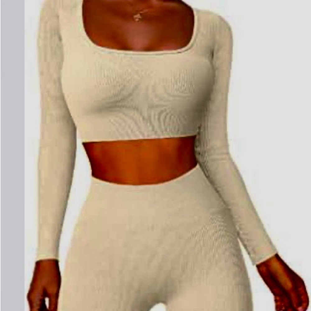 Elegant Cream Knit Crop Top and Leggings Set